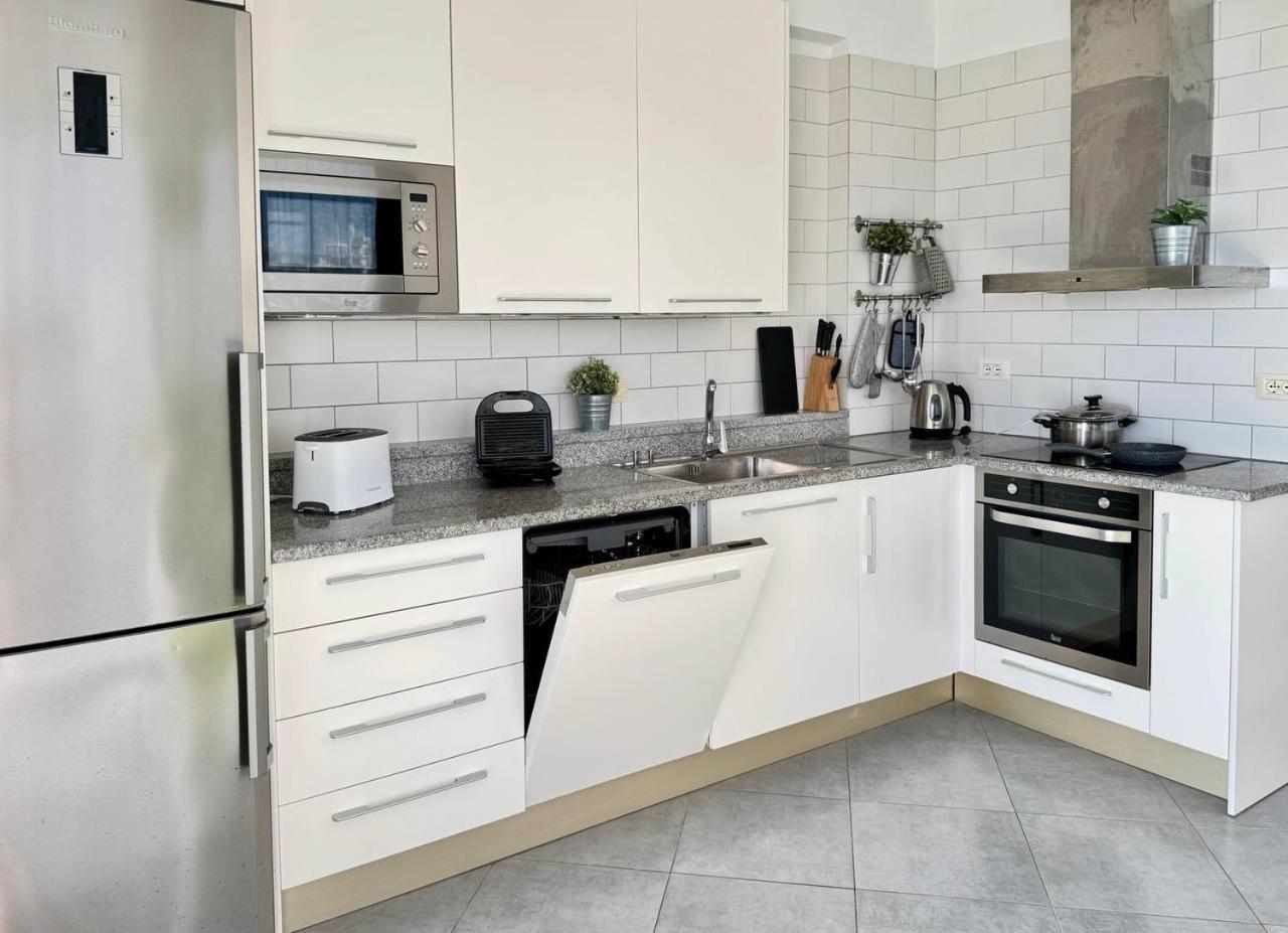 דירות סרנדה Viola Sea View Penthouse מראה חיצוני תמונה