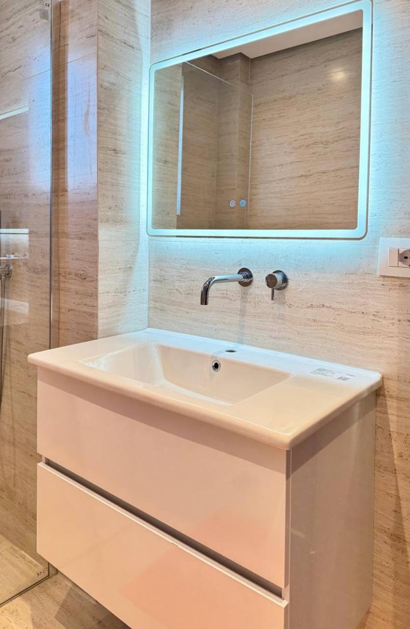 דירות סרנדה Viola Sea View Penthouse מראה חיצוני תמונה